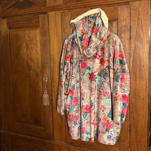 Super Soft Robe - Cozy Coverup - Picture 3 of 4